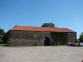 Choroszcz. Budynek dawnej manufaktury.