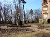 Pozostałości po dawnych czasach-ogród.