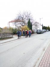 Spacerkiem po ulicy w Węgrcach.