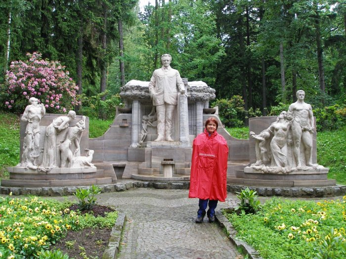 Peleryna i pomnik Prysznica