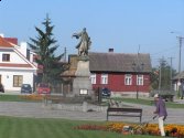 Tykocin. Pomnik Stefana Czarnieckiego.